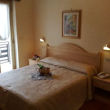 Отель Siviglia 3*