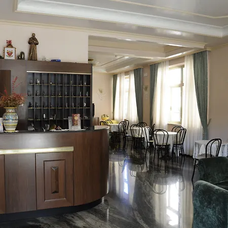 Ξενοδοχείο Siviglia 3*